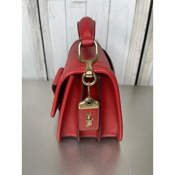 New! Coach Hero Shoulder Bag Sport Red Accordion Style Hangtag Strap Crossbody - Picture 4 of 10